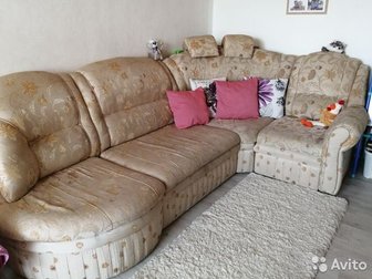 Продается отличный модульный диван,  с ящиком на колесиках,  размеры примерно 190 на 270,  Диван очень надежный, сделан хорошо, ящики из бруса, высокая удобная спинка, в Армавире