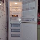 Холодильник SAMSUNG No frost 1 м 80