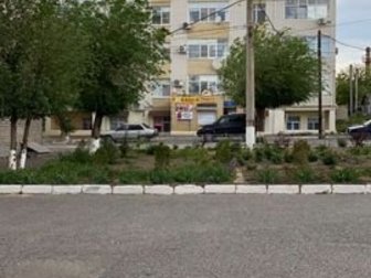 Продаётся просторная, тёплая, однокомнатная квартира в новостройке 2011 г,  в центре города, рядом с РосБанком , МВД и Минтранспорта , въезд с ул, Дармаева,  Дом в Элисте