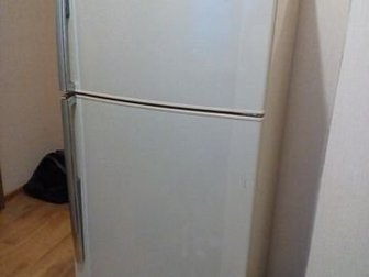 холодильник рабочий в нормальном состоянии, торг в Кемерово