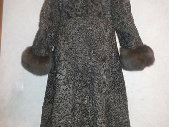 Смотреть фото Женская одежда каракулевая шуба 34052139 в Люберцы