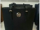 Увидеть foto  Оригинальные брендовые сумки, аксессуары и обувь 36251469 в Москве