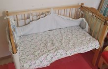 Детская кроватка (бесплатно)