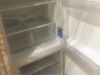 продам холодильник индезит BI160 в отличном состоянии 2х камерный торг в Мурманске