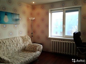 Продается  2-х комнатная квартира, Cветлая, теплая, очень уютная, в отличном состоянии, C мебелью и бытовой техникой, на 5 этаже 9 этажного панельного дома на Левобережье, в Омске