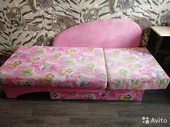 Продам диванчик односпальный, с ящиком для белья, можно ребенку, можно взрослому,  В очень хорошем состоянии, в Петропавловске-Камчатском