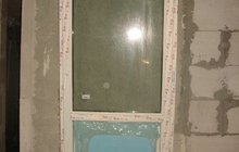 Балконная пластиковая дверь