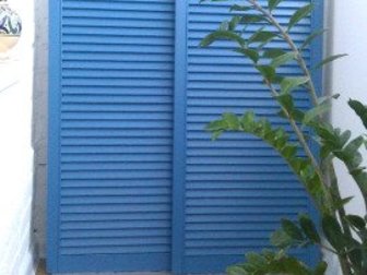 Жалюзийные двери 2 шт,  Окрашены краской tikkurila,  Размер 1205х494х20 мм хвоя в Подольске