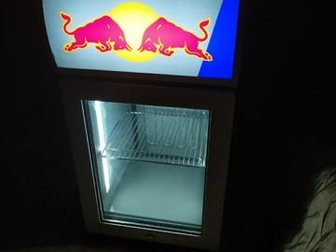 Продам мини холодильник redbull ,  состояние отличное, подсветка регулируется, отлично подойдет под мини бар,  идеально впишется в интерьер гаража, бара, кальянной, в Раменском