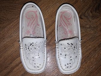 Просмотреть фото Детская обувь Продам мокасины на девочку 33269920 в Саратове