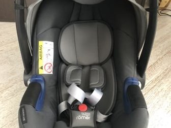 Продам детское кресло Romer Britax Baby-safe2 I-Size,  Полный комплект, включая вставку для новорождённых, использовали 4 месяца,  Состояние нового,   Цвет storm в Уфе
